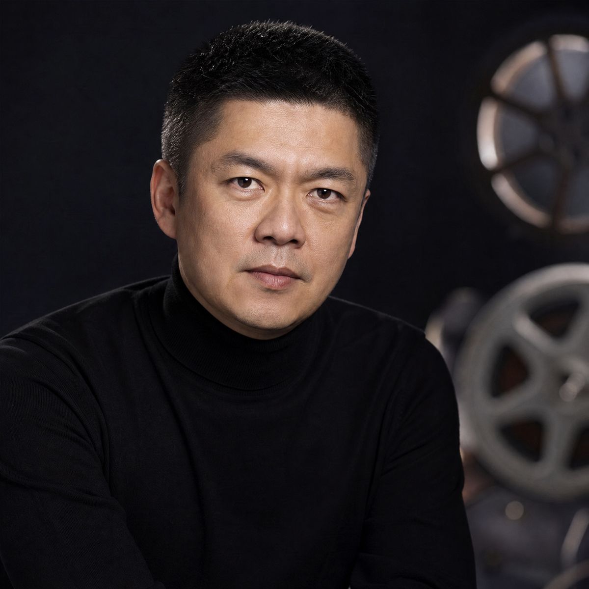 溏心首席导演陈明远